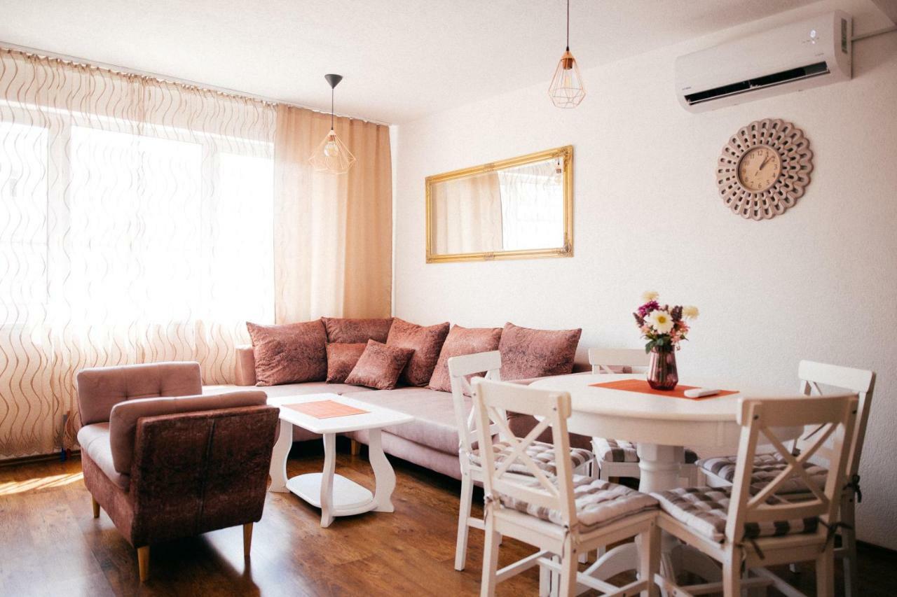 Lux Apartment I 프리제도르 외부 사진